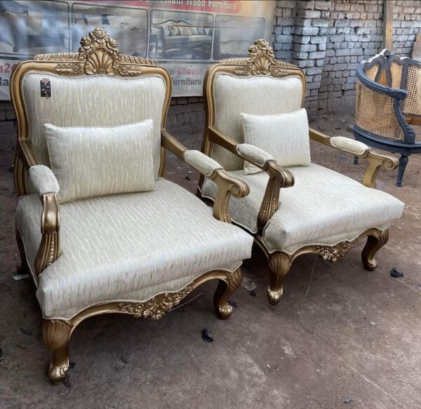 Luxury Bedroom Chairs